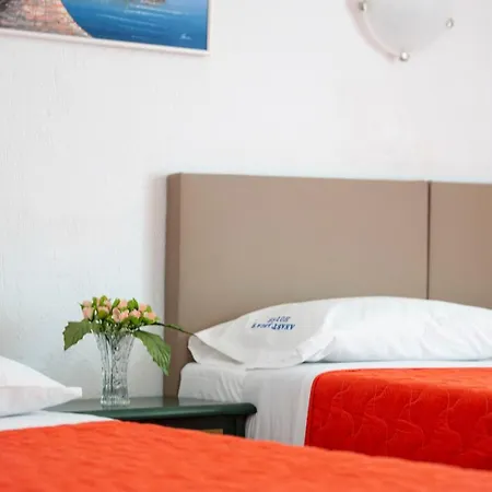 Anastasia's House Toroni